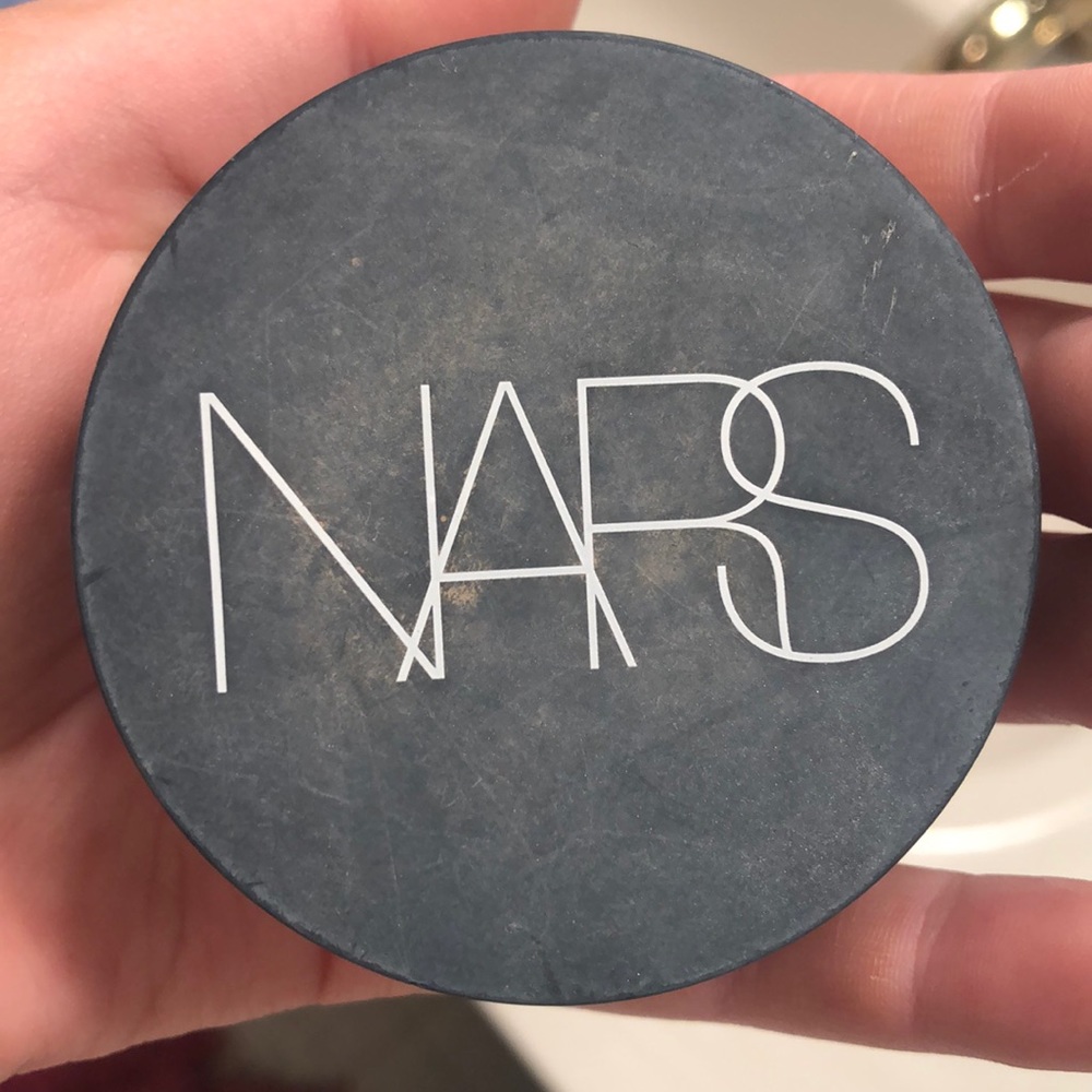 nars translucent powder